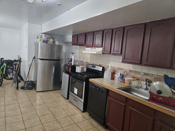 Property Photo:  2707 Central Ave #1  NJ 07087 