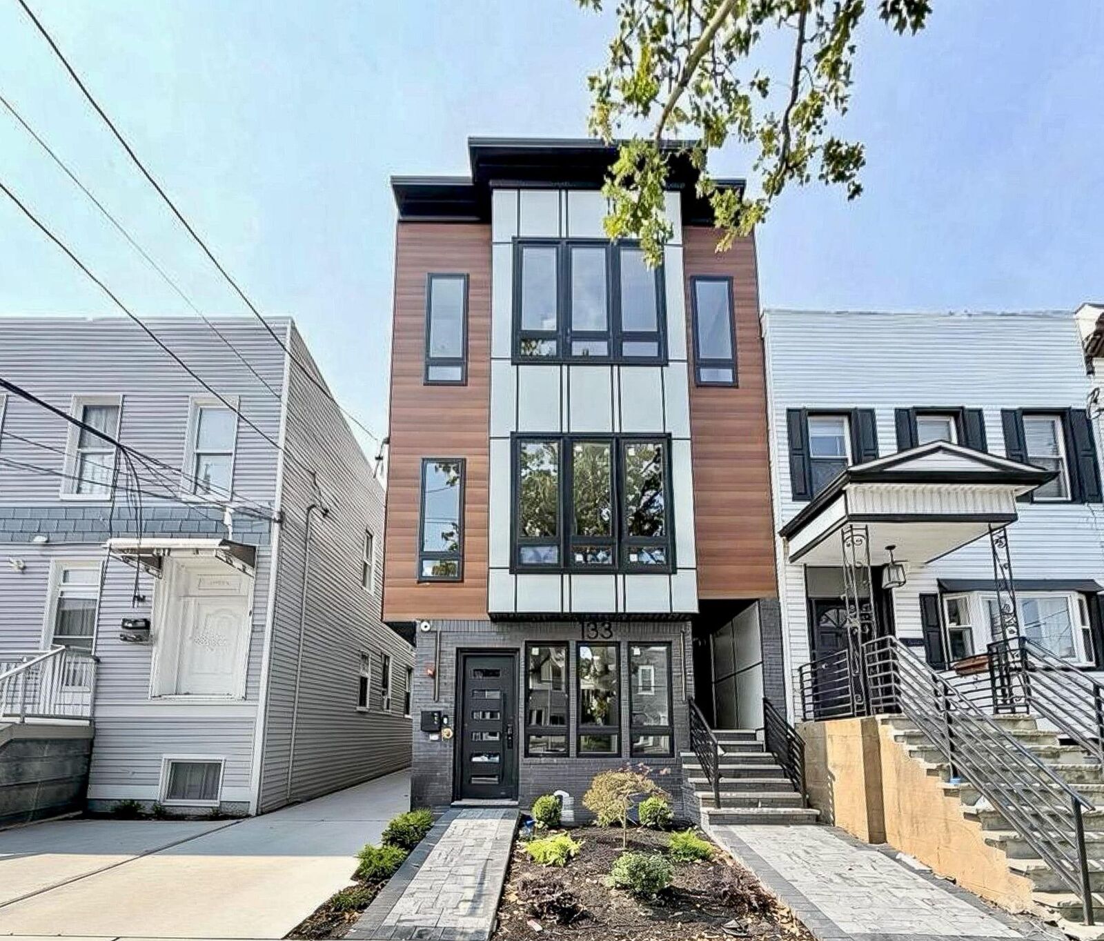 Property Photo:  133 North St 1  NJ 07307 
