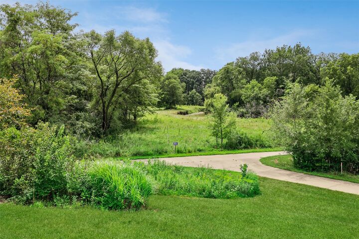 Property Photo: 14114 Timberline Drive IA 50323