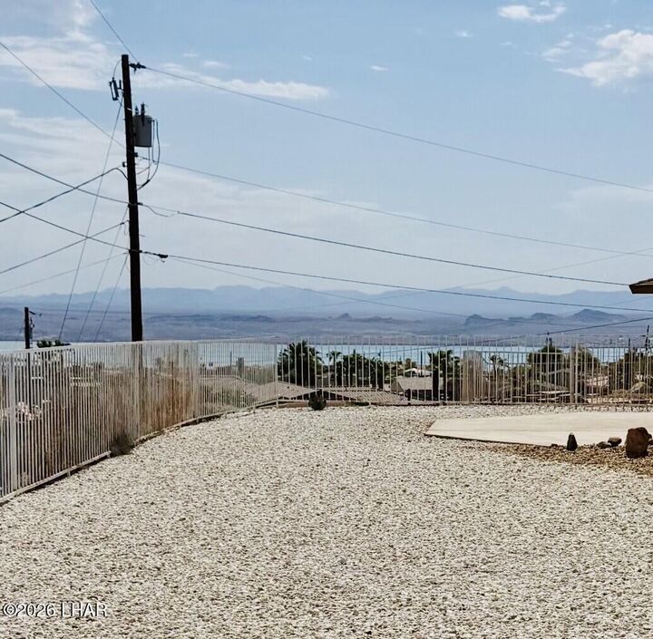 Property Photo:  590 Applewood Pl  AZ 86404 
