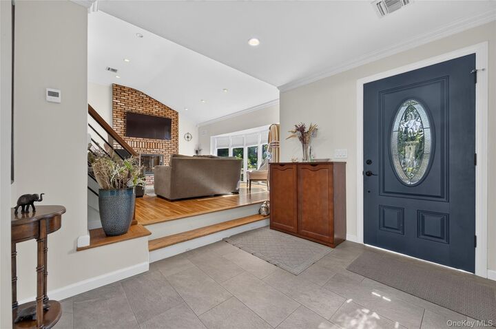 Property Photo:  31 Driftwood Drive  NY 11050 