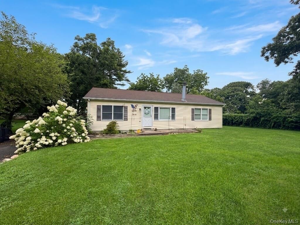 Property Photo:  72 Locust Avenue  NY 11769 