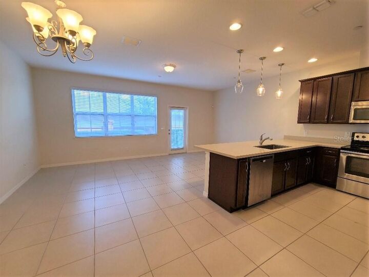 Property Photo: 1039 Taramundi Drive FL 32765