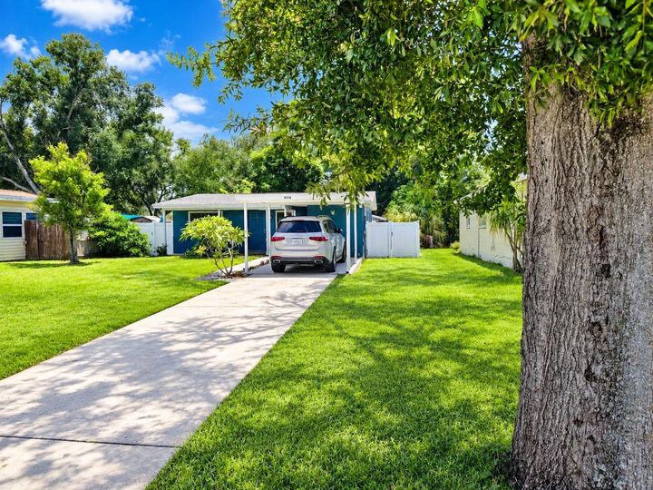 Property Photo:  4516 W Paxton Avenue  FL 33611 