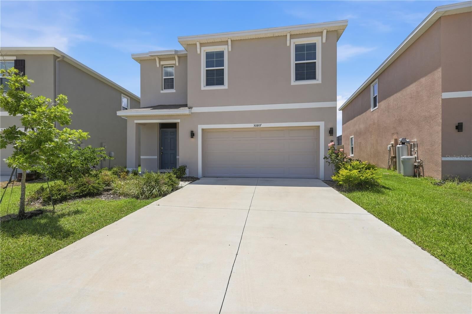 Property Photo:  30807 Penny Surf Loop  FL 33545 