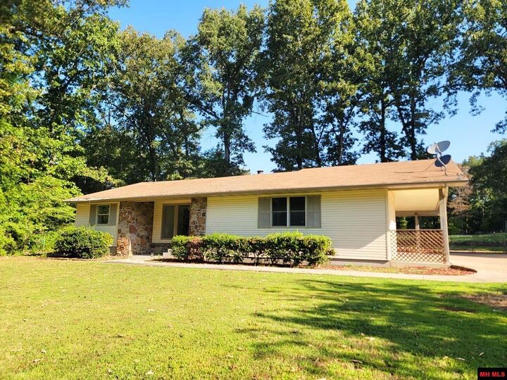 Property Photo:  1294 Cr 604  AR 72653 