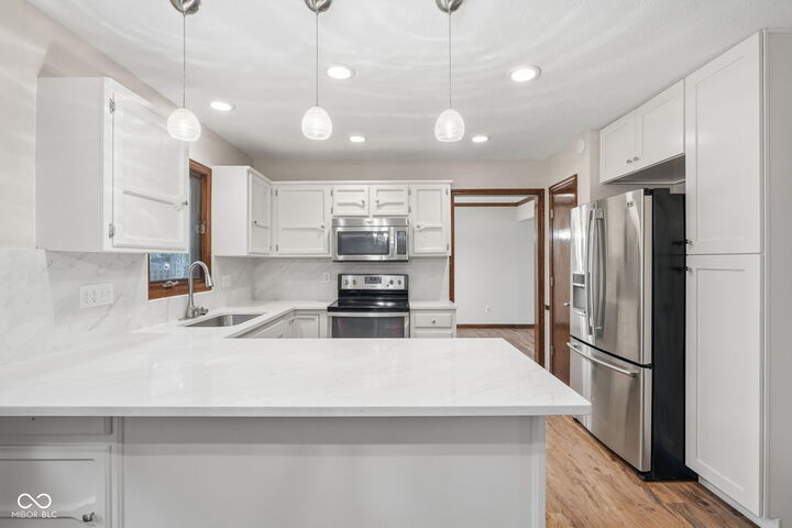 Property Photo:  206 Westminster Drive  IN 46060 