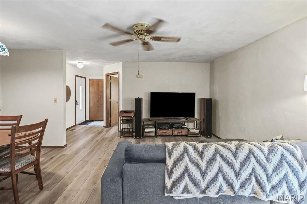 Property Photo: 21 Parkridge IL 62226