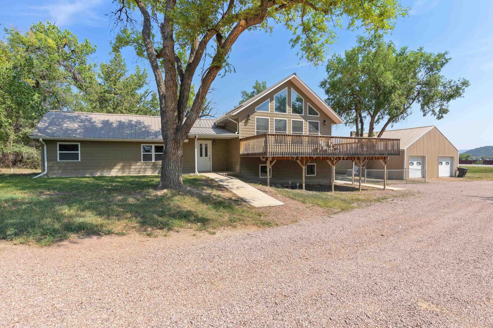 Property Photo: 1003 3rd Avenue SD 57735
