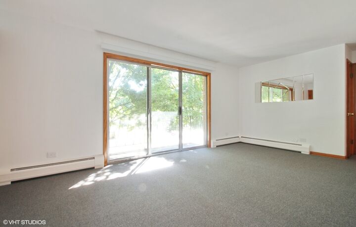 Property Photo: 5534 W Bryn Mawr Avenue 2S IL 60646