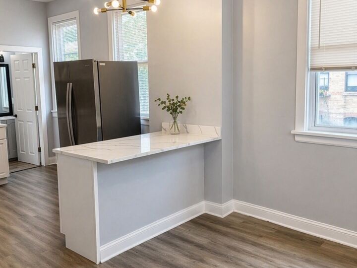 Property Photo: 2333 W Ohio Street IL 60612