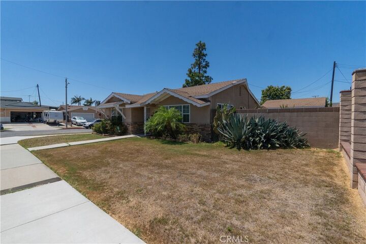 Property Photo:  11629 Santa Gertrudes Avenue  CA 90604 