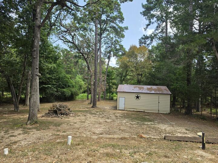 Property Photo: 945 Marina Dr TX 75862
