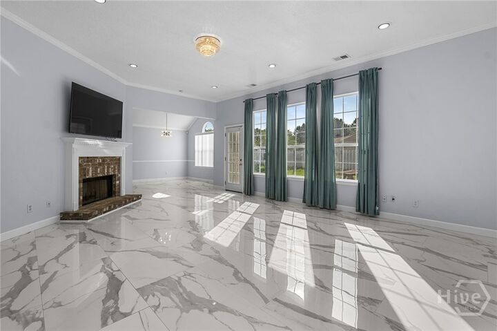 Property Photo: 124 Hopeland Drive GA 31419