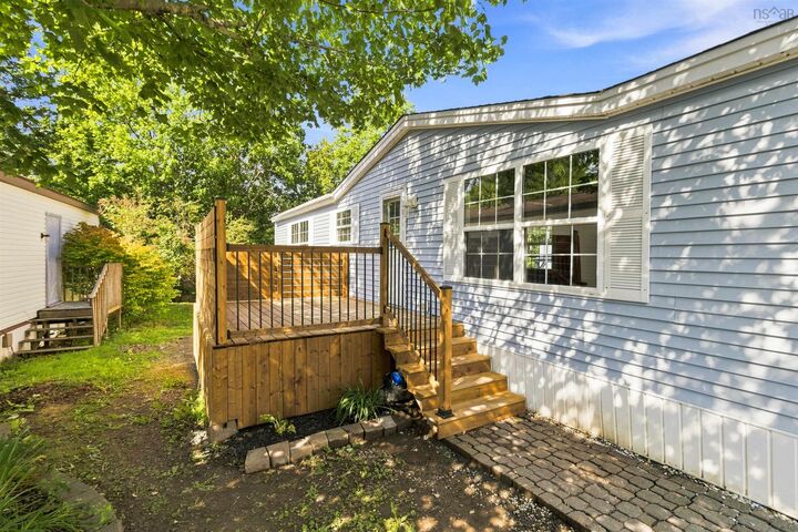 Property Photo: 175 Hilltop Drive NS B4C 2P6