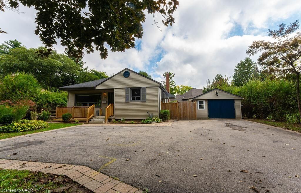 Property Photo: 78 Wilson Street E ON L9G 2B5