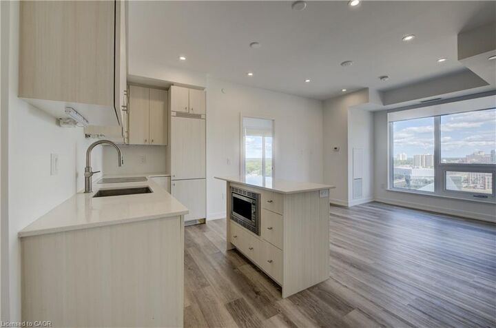 Property Photo: 5 Wellington Street S 1112 ON N2G 0E3