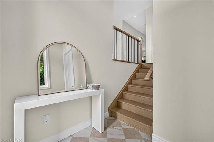 Property Photo: 67 Cielo Court ON L9B 0J1