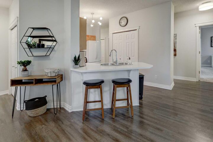Property Photo:  39 Hidden Creek Place NW 102  AB T3A 6B9 