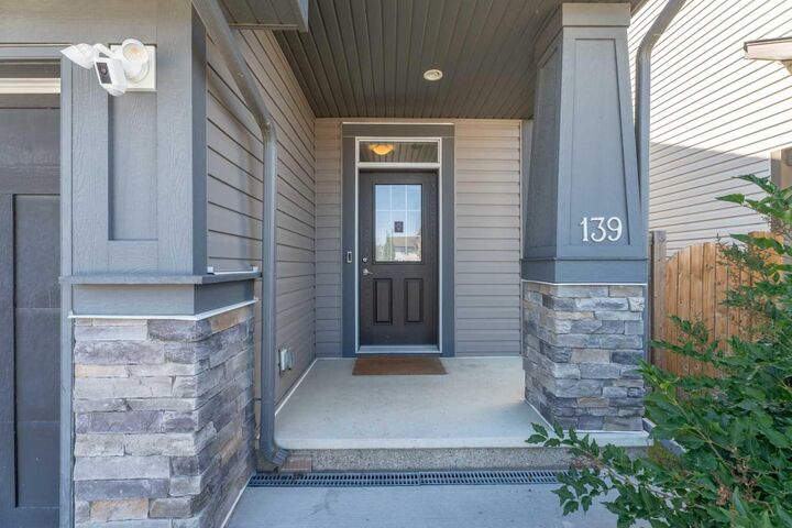 Property Photo: 139 Auburn Meadows Place SE AB T3M 2H5