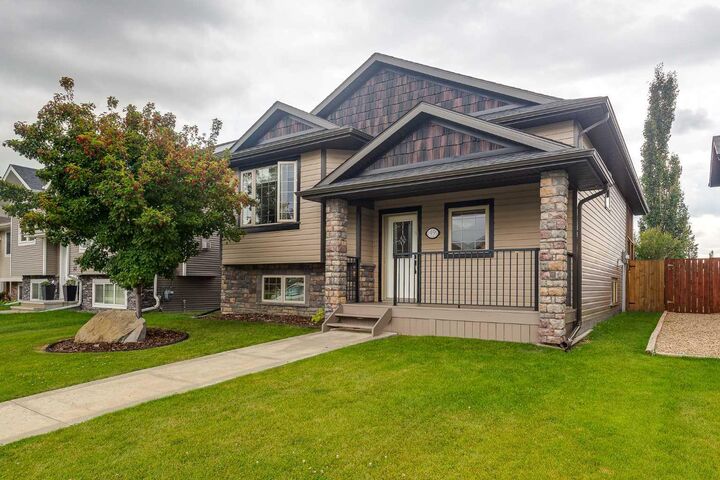 Property Photo:  49 Castella Crescent  AB T4P 0L8 
