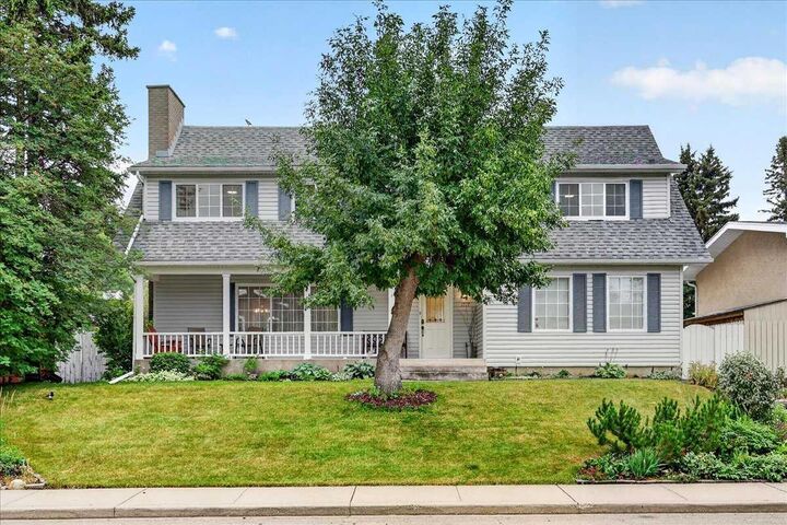 Property Photo: 1707 107 Avenue SW AB T2W 0C3