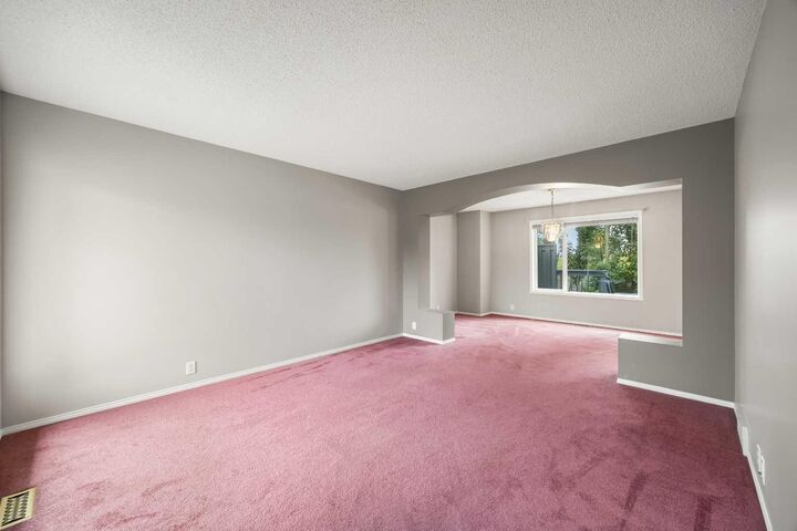 Property Photo: 256 Harvest Glen Place NE AB T3K 4J1