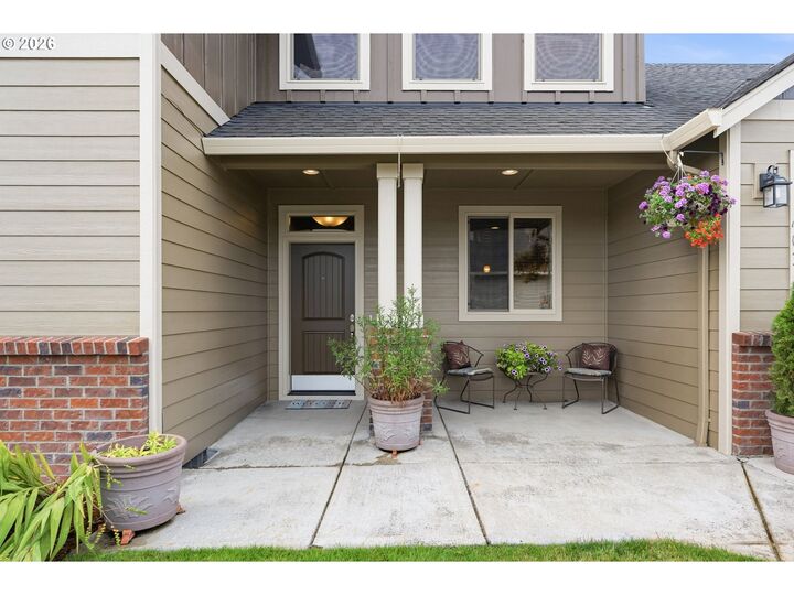 Property Photo: 1403 NE 128th Cir WA 98685