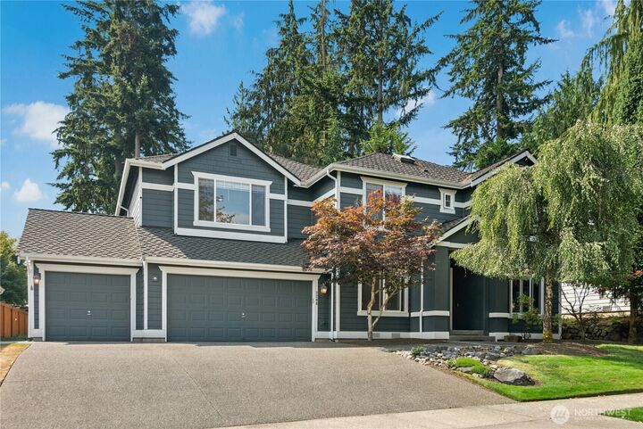 Property Photo: 3206 145th Place SE WA 98012