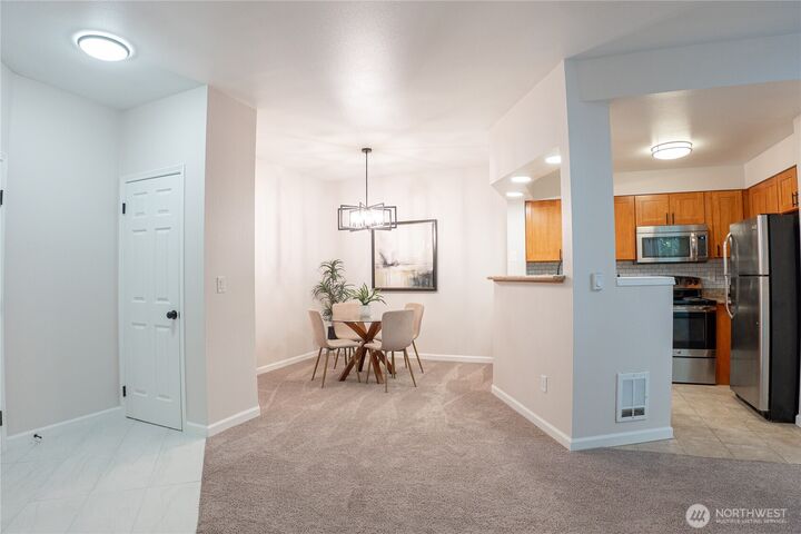 Property Photo:  15300  112th Avenue NE B108  WA 98011 