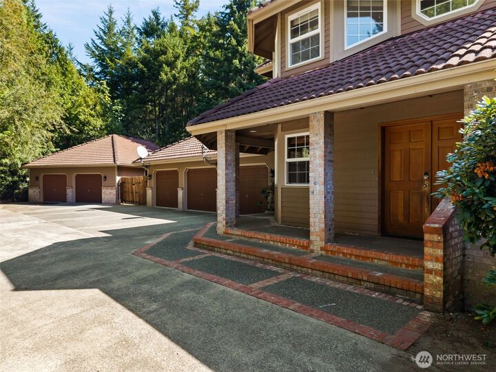 Property Photo:  8937  Genesis Lane SE  WA 98367 