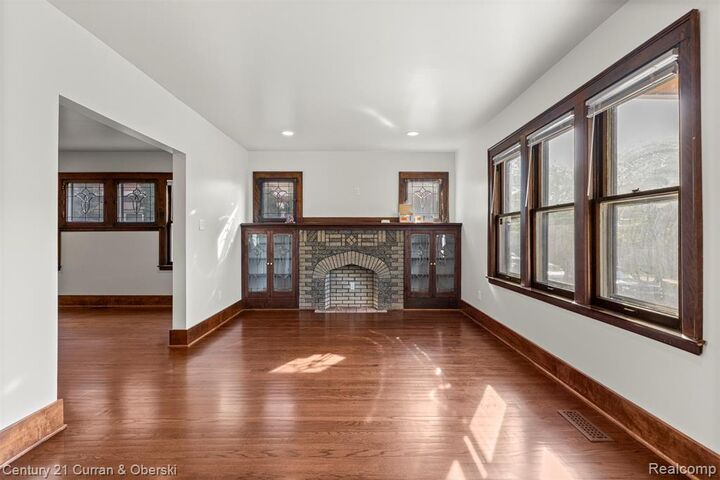 Property Photo:  8804 Mason Place  MI 48209 