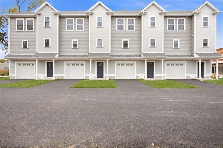 Property Photo:  85 Croade Street  RI 02885 
