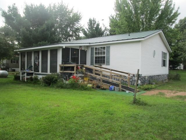 Property Photo:  2026 Maple Street  WI 53934 