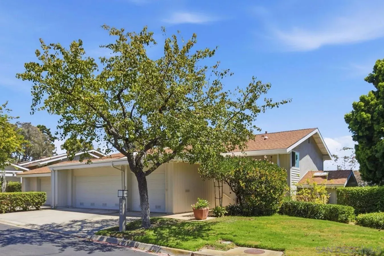 Property Photo: 2264 Caminito Castillo CA 92037