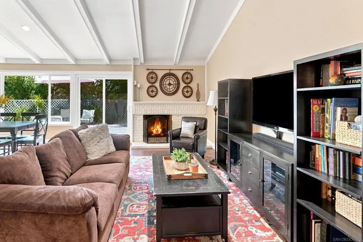 Property Photo:  12579 Cresta Pl  CA 92128 