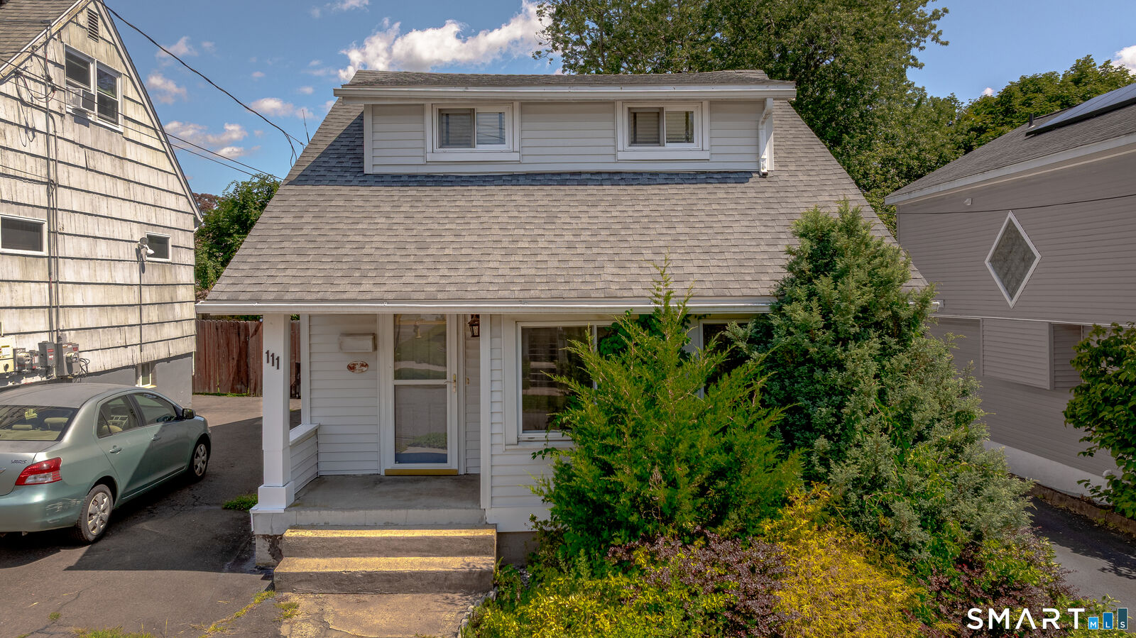 Property Photo:  111 Arlington Street  CT 06516 