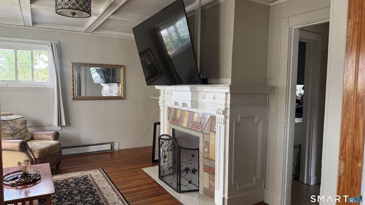 Property Photo:  53 Montauk Avenue  CT 06320 