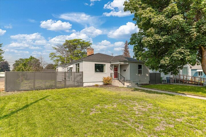 Property Photo: 1803 N Cook St WA 99207