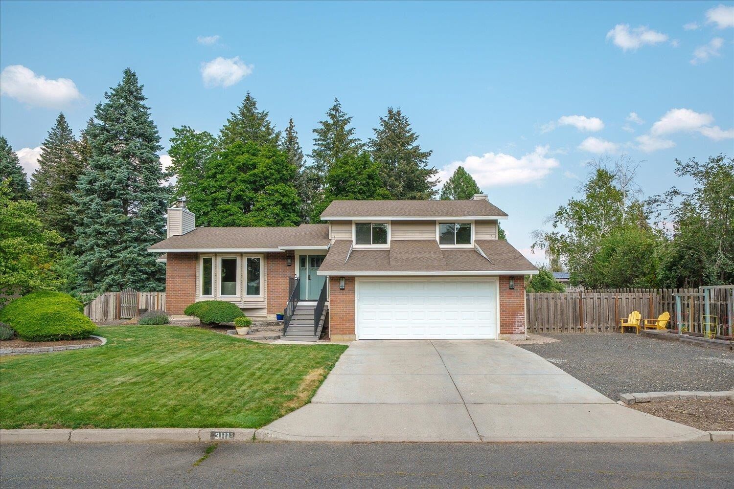 Property Photo: 3111 E Angela Ct WA 99223