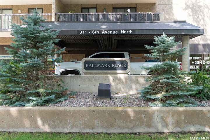 Property Photo:  311 6th Avenue 2402  SK S7K 7A9 