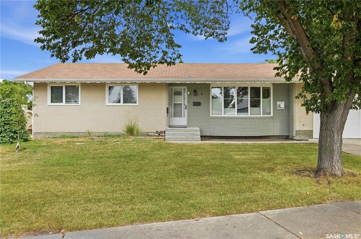 Property Photo: 2 Springstein Avenue SK S4R 7H7