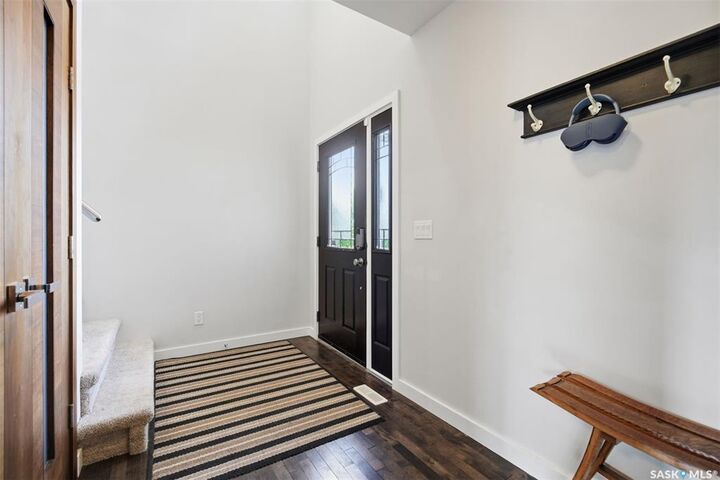 Property Photo:  422 Pichler Crescent  SK S7V 0G3 