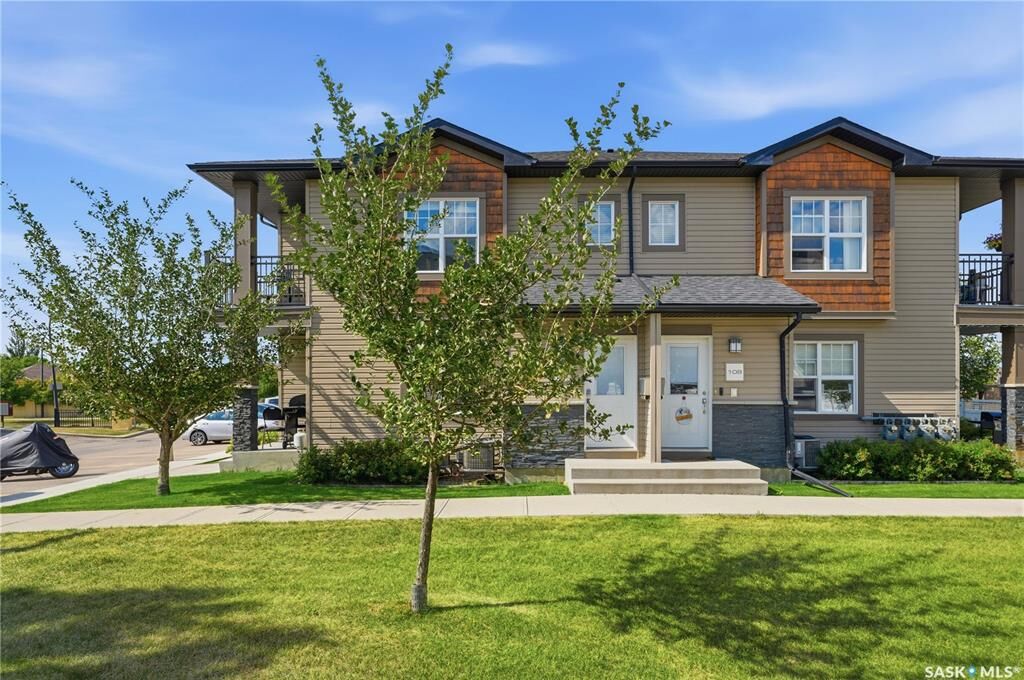 Property Photo: 2315 McClocklin Road 106 SK S7R 0K8