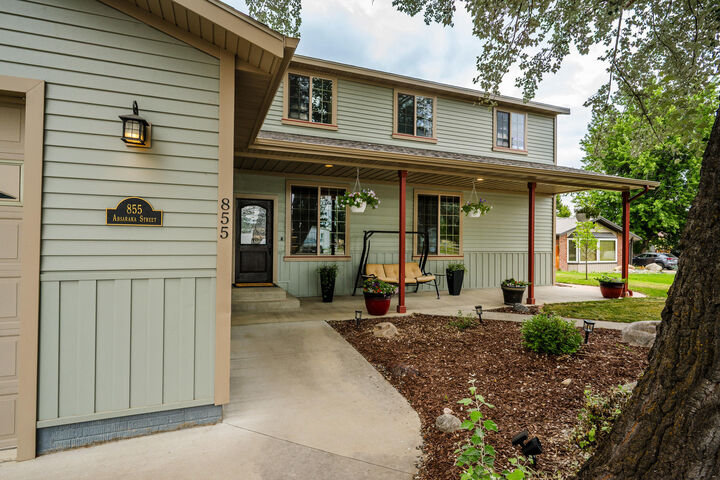 Property Photo:  855 Absaraka Street  WY 82801 