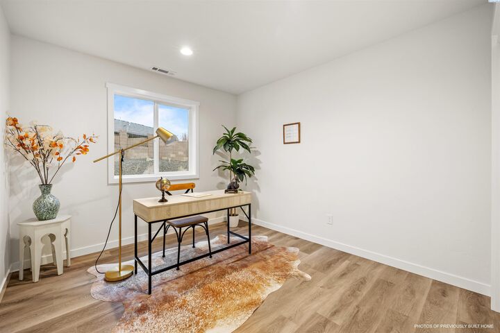 Property Photo: 5861 &Amp 5865 W 40th Ct WA 99338