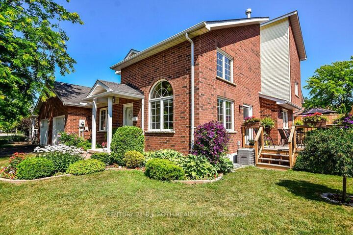Property Photo:  60 Museum Drive 505  ON L3V 7T9 
