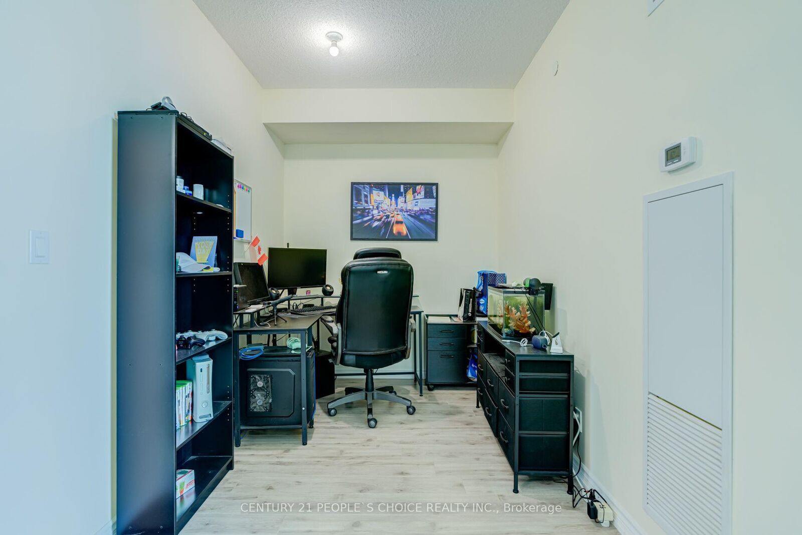 Property Photo: 1328 Birchmount Road #706 ON M1R 0B6