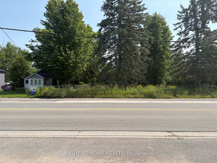 122 King Street W — photo 1