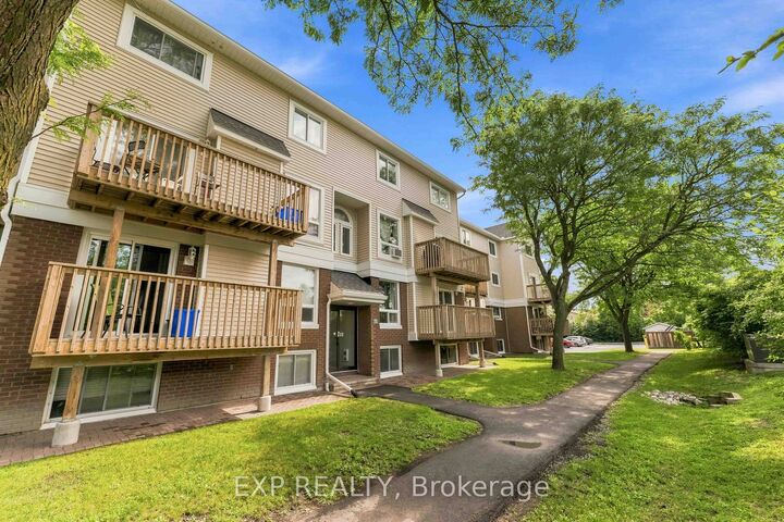 Property Photo: 320 Fenerty Court 2 ON K2L 3A8